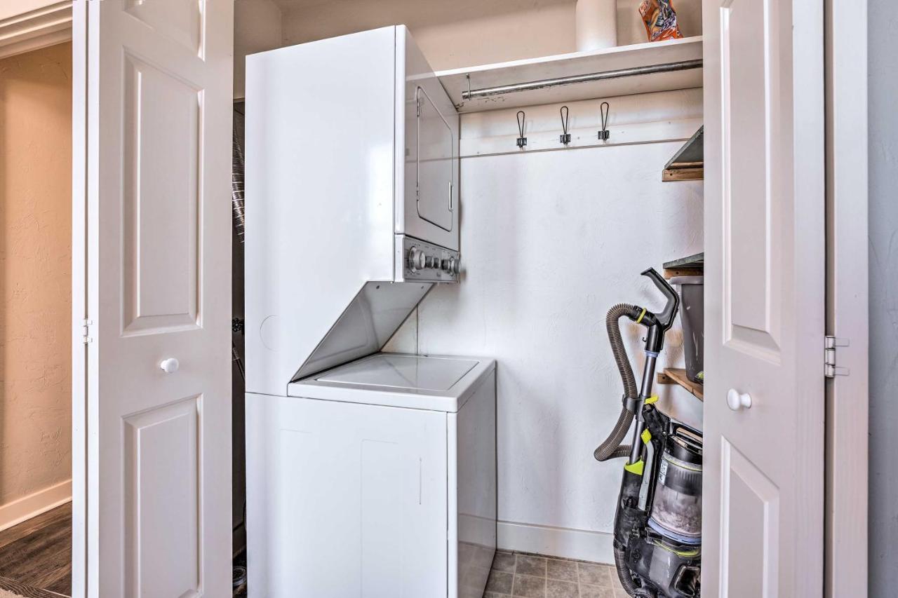 Charming Dtwn Holland Escape Above Crust 54! Apartment Bagian luar foto