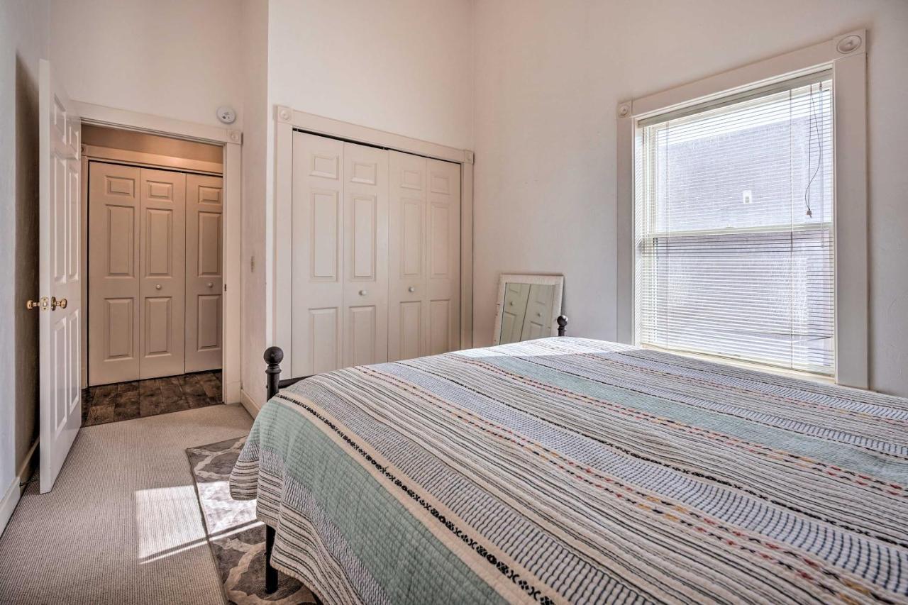Charming Dtwn Holland Escape Above Crust 54! Apartment Bagian luar foto
